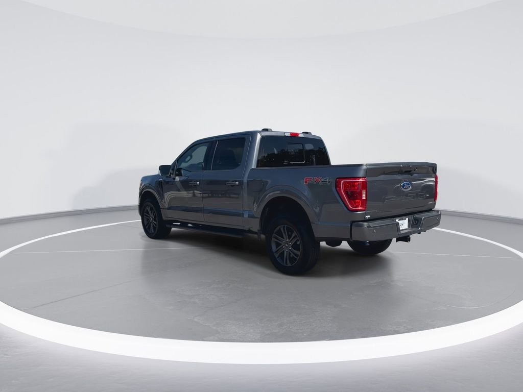 Used 2022 Gray Ford XLT image 4