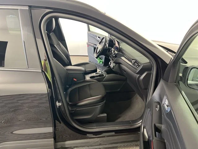 Used 2025 Black Ford ST-Line Select image 27