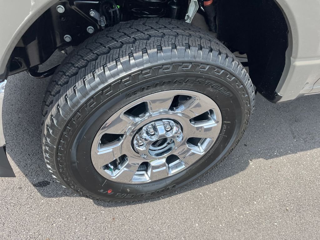 New 2026 Marsh Gray Ford F-250® Lariat® image 9