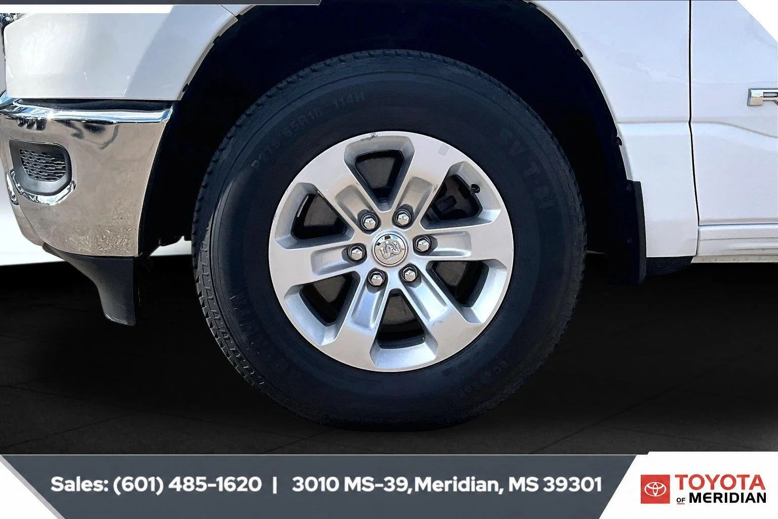 Used 2023 Bright White Clearcoat Ram Laramie image 7