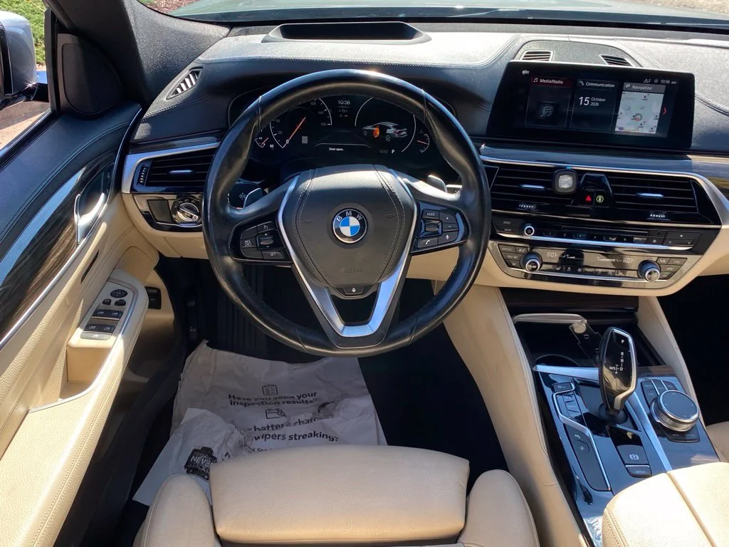 Used 2019 Blue BMW 640 Gran Turismo i xDrive image 10