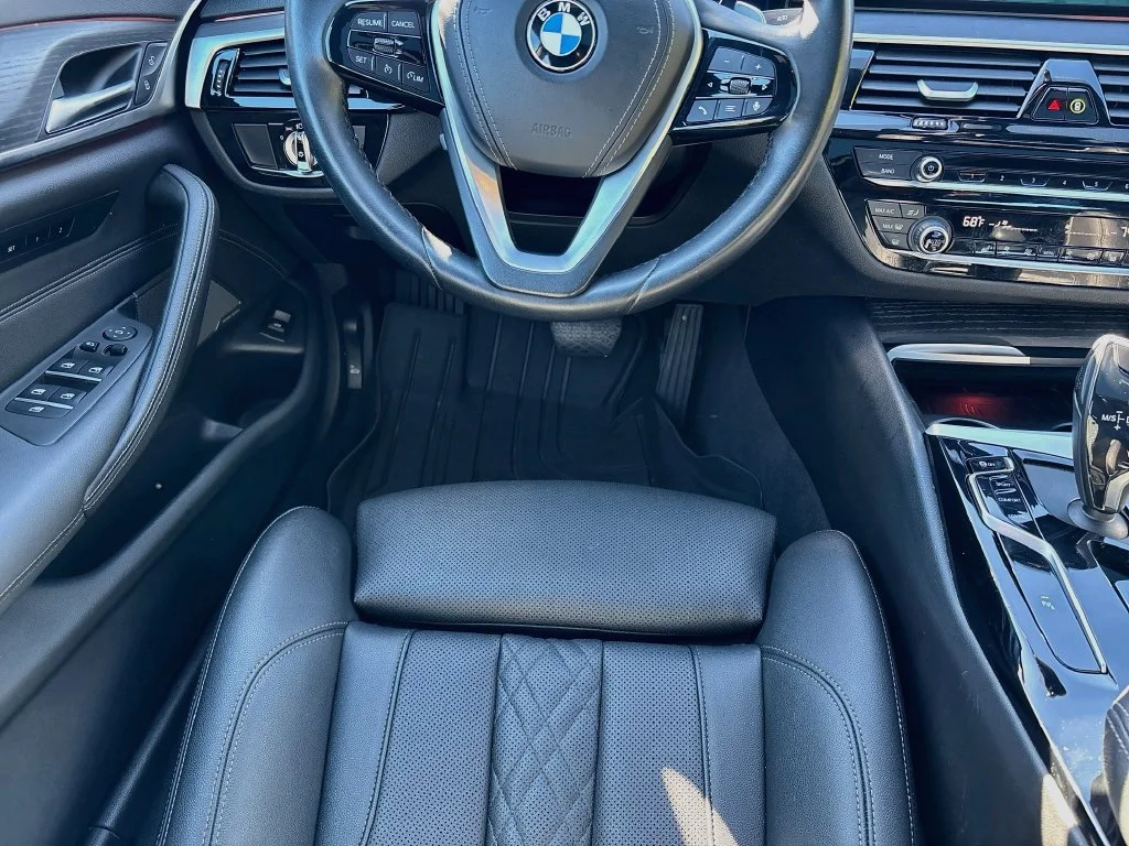 Used 2023 Dark Graphite BMW 530i image 24