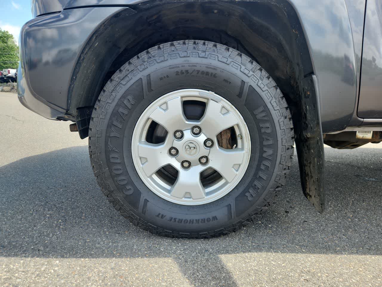 Used 2015 Magnetic Gray Metallic Toyota  image 10