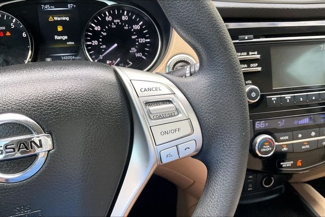 Used 2016 Black Nissan SV image 17