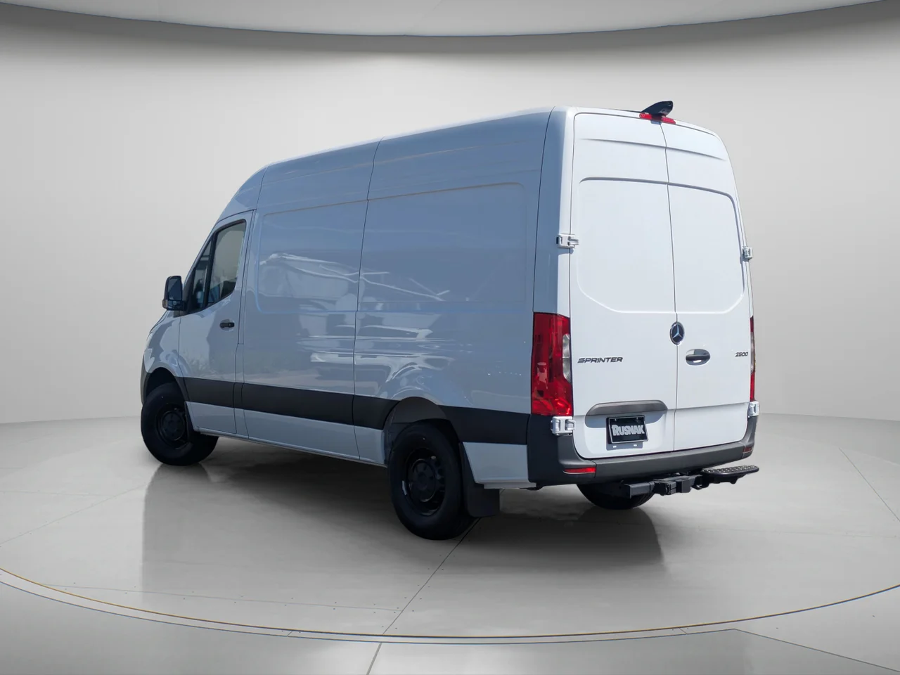New 2026  Mercedes-Benz Cargo 144 WB image 2