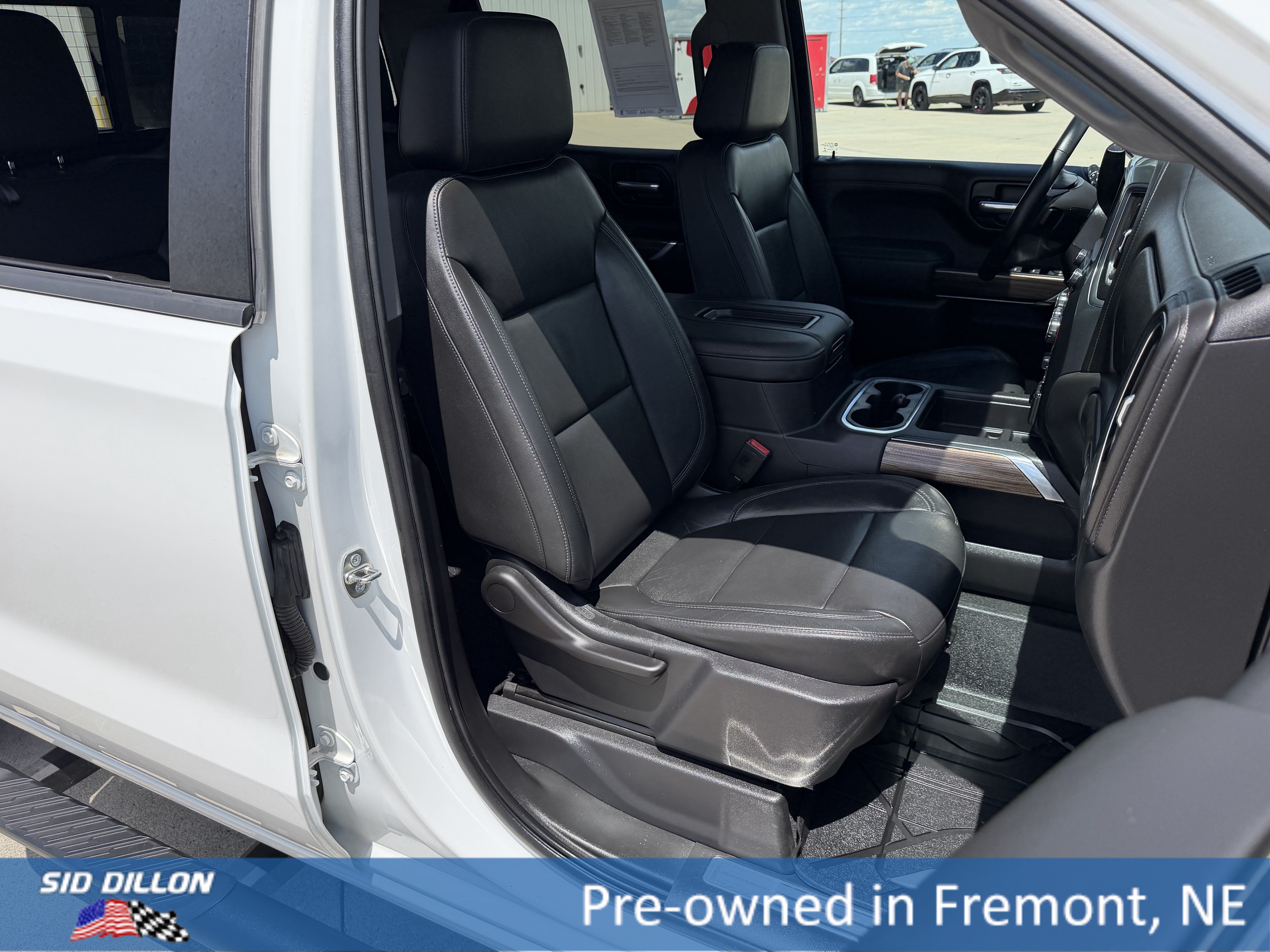 Used 2019 Summit White Chevrolet LT Trail Boss image 7