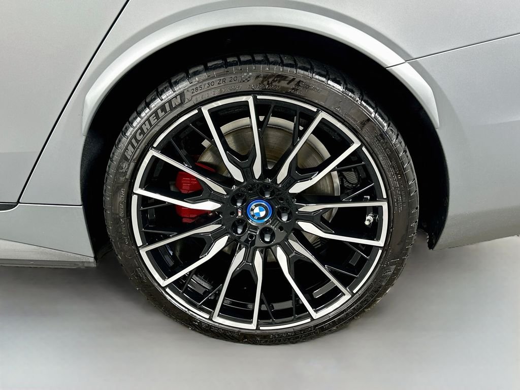 Used 2023 Gray BMW M50 image 33