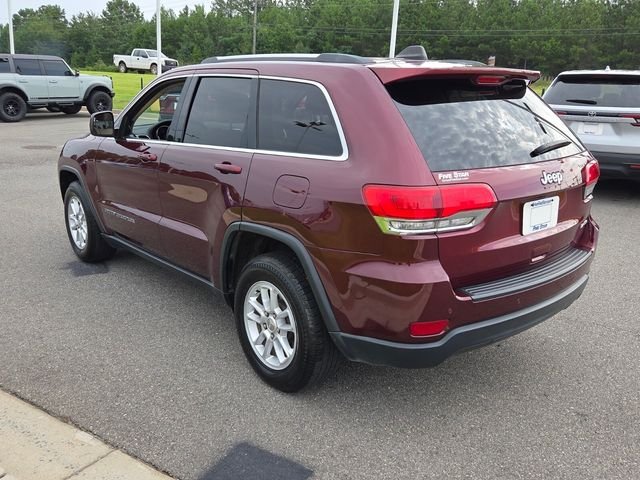 Used 2019 Red Jeep Laredo E image 9