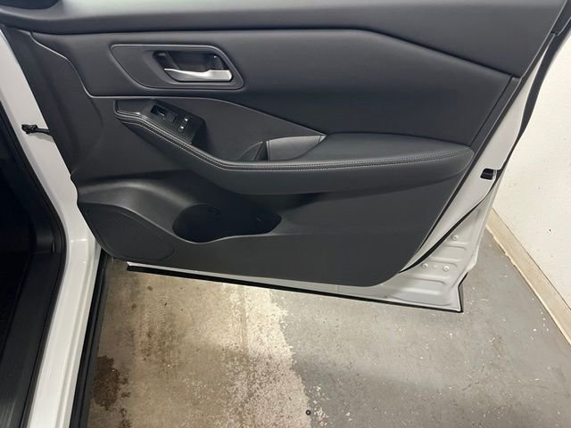 Used 2026 White Nissan SV image 27