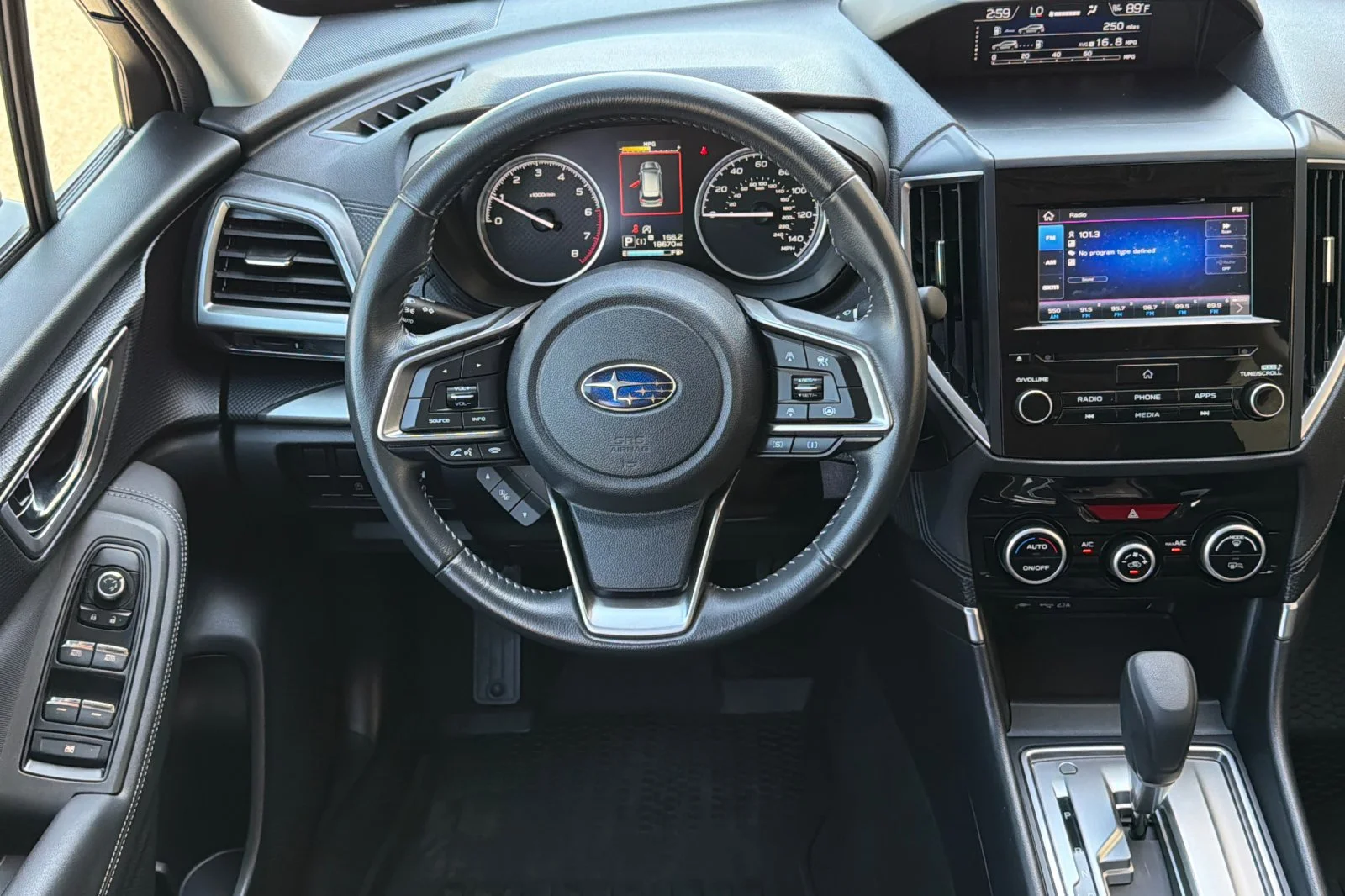Used 2020 Gray Subaru Premium image 14