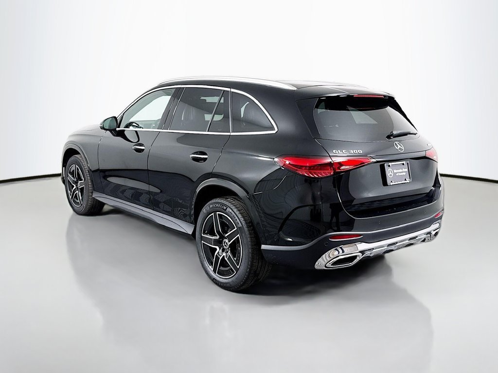 New 2026 Black Mercedes-Benz GLC 300 image 38