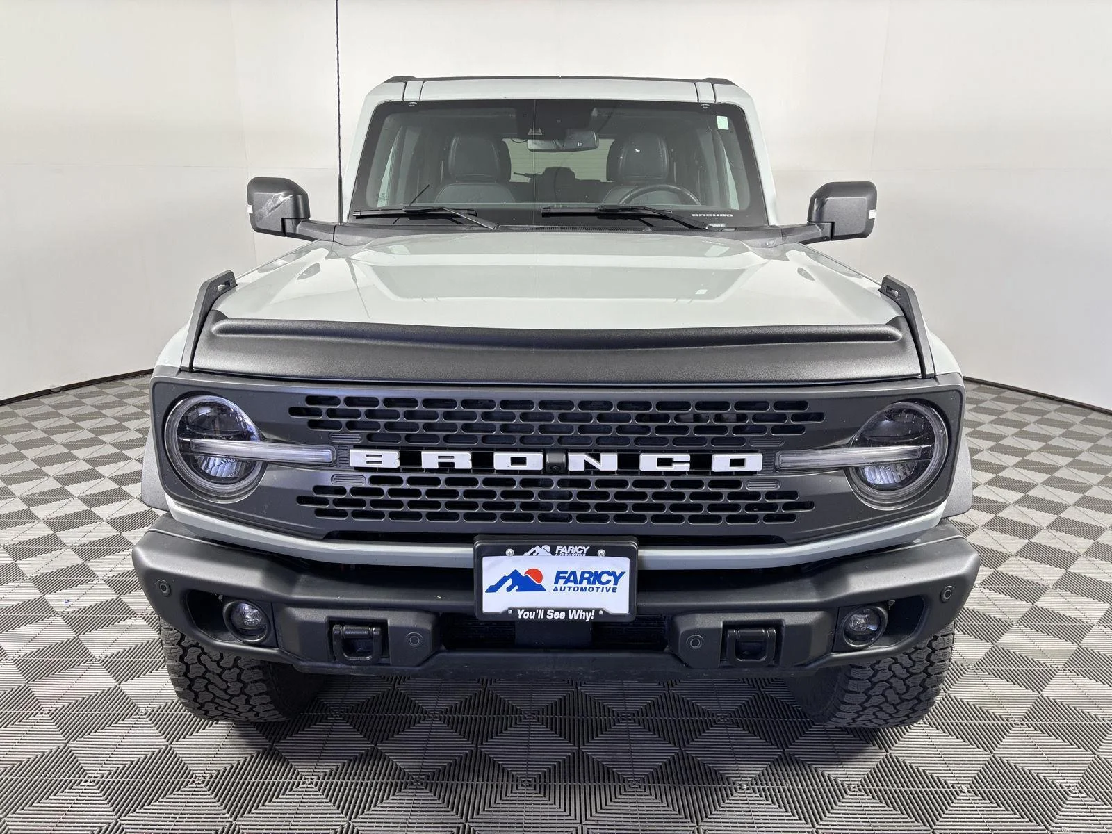 Used 2023 Cactus Gray Ford Badlands image 11