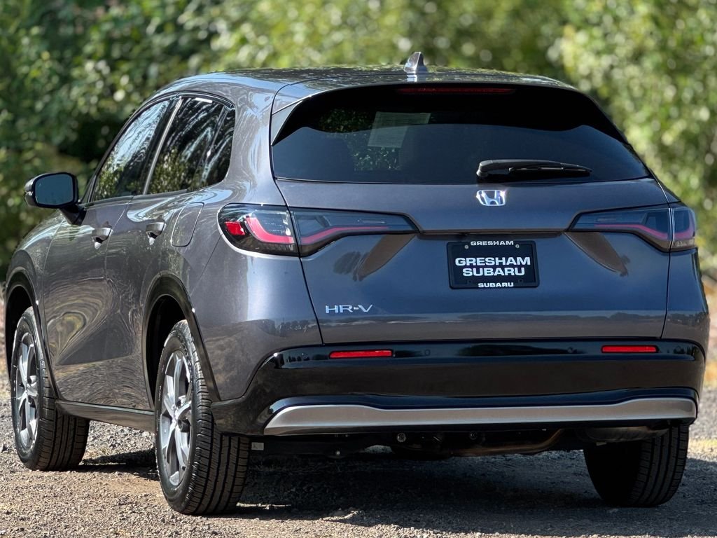 Used 2023 Modern Steel Metallic Honda EX-L image 5