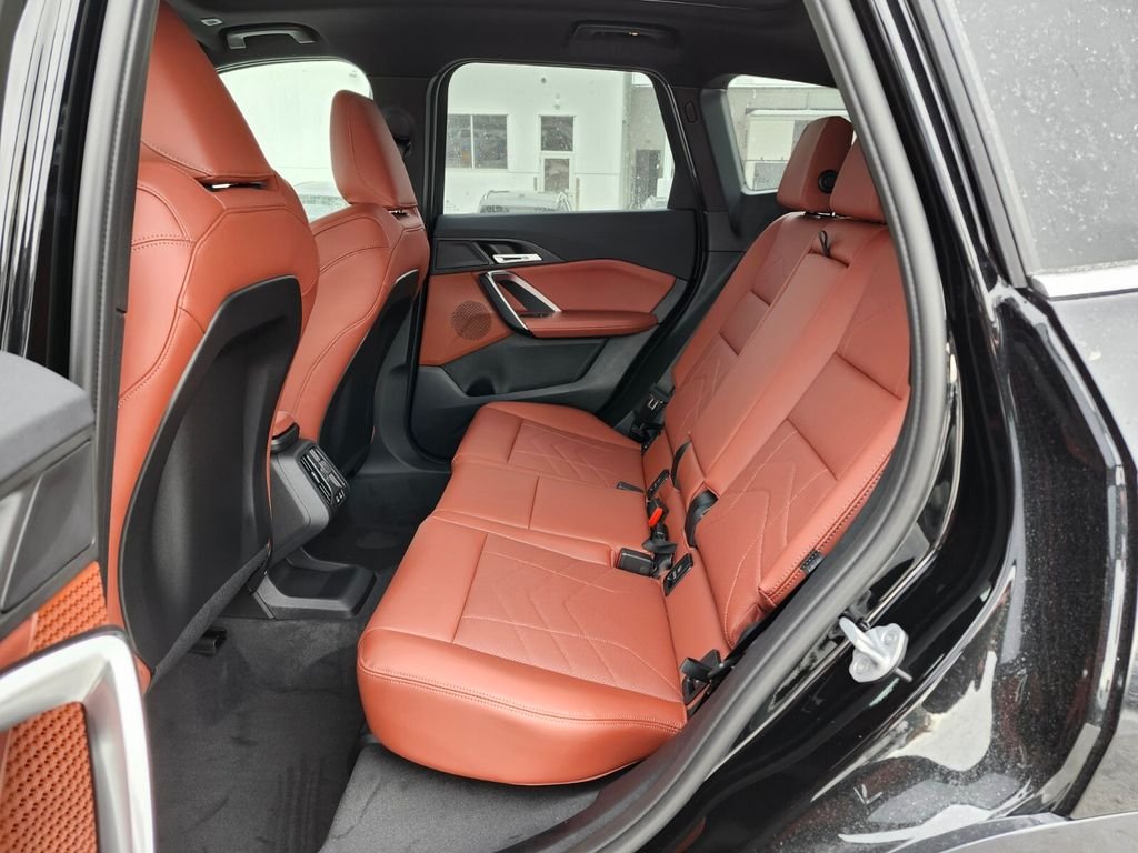 Used 2026 Black BMW xDrive28i image 16