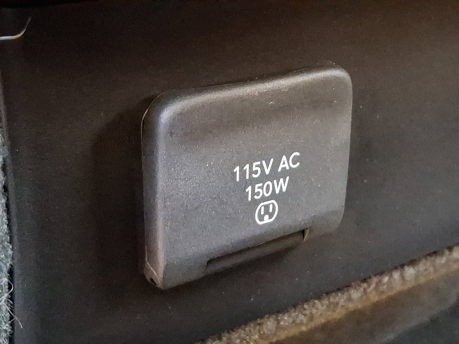 Certified Used 2022 Velvet Red Pearlcoat Jeep Series III image 12