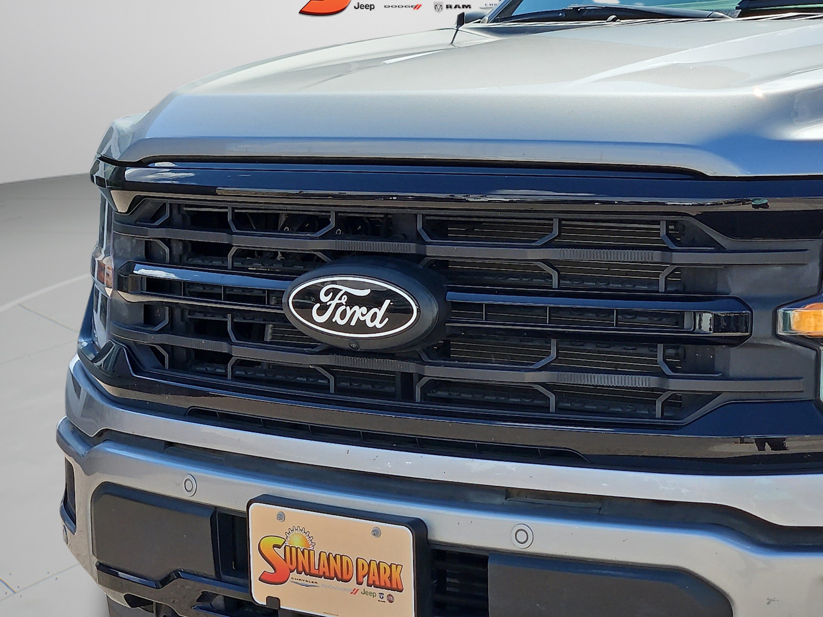 Used 2024 Silver Metallic Ford XLT image 27