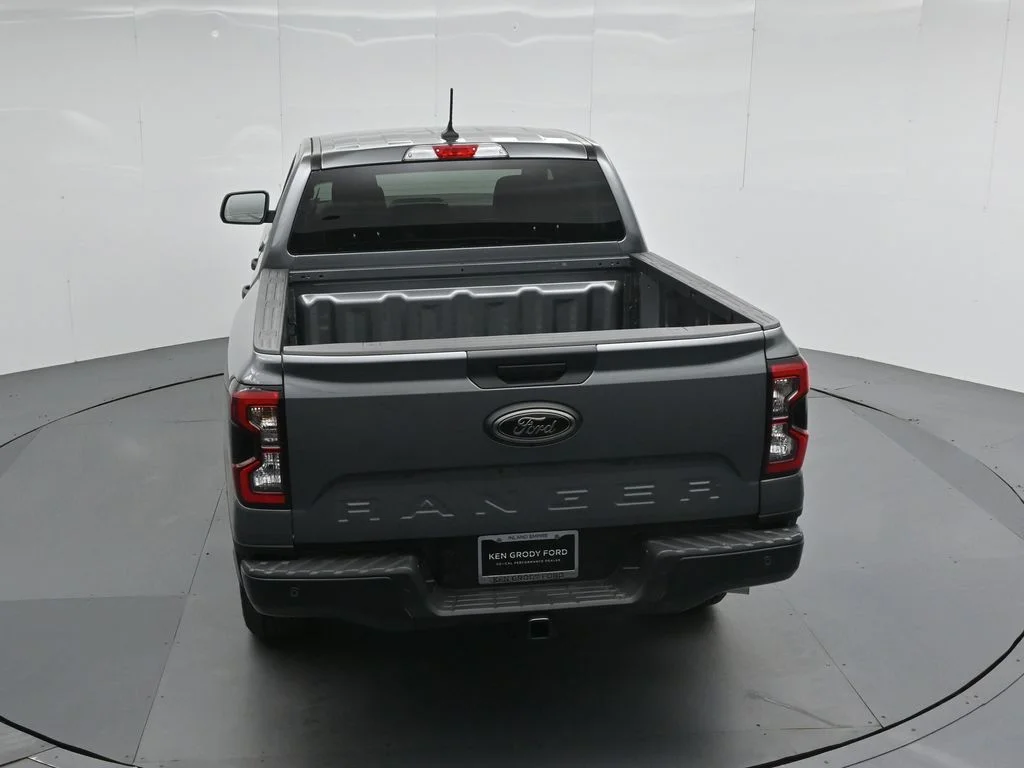 New 2026 Marsh Gray Ford XLT image 35