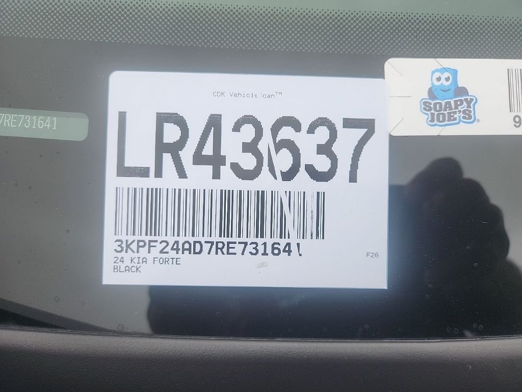Used 2024 Black Kia LXS image 5