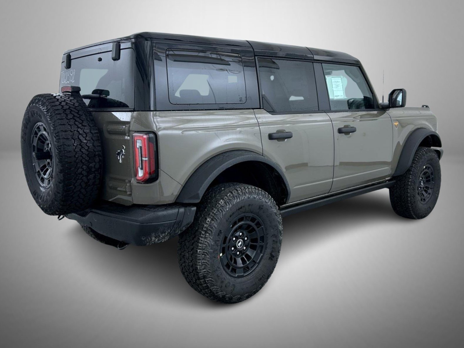 New 2026 Marsh Gray Ford Badlands image 5