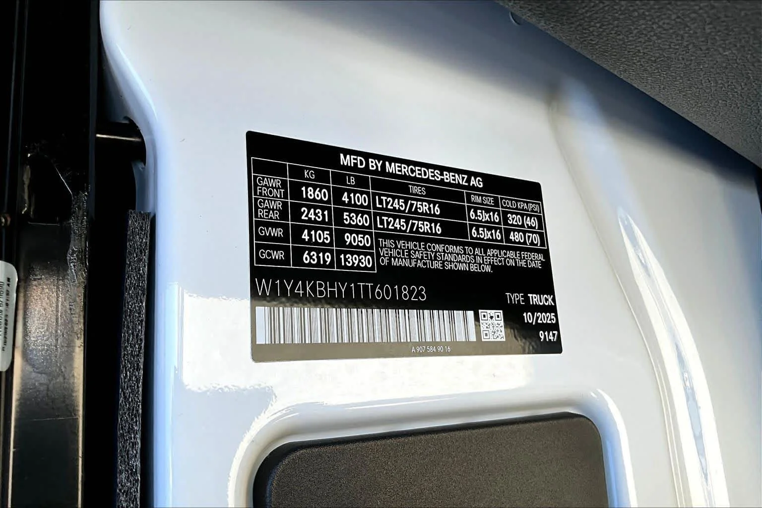 2026 Mercedes-Benz Sprinter Cargo Van Base - Photo 12