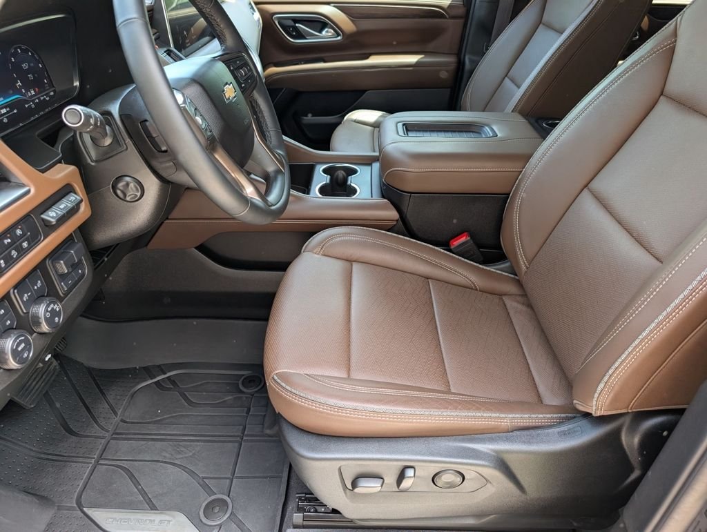 Used 2024 Black Chevrolet High Country image 20