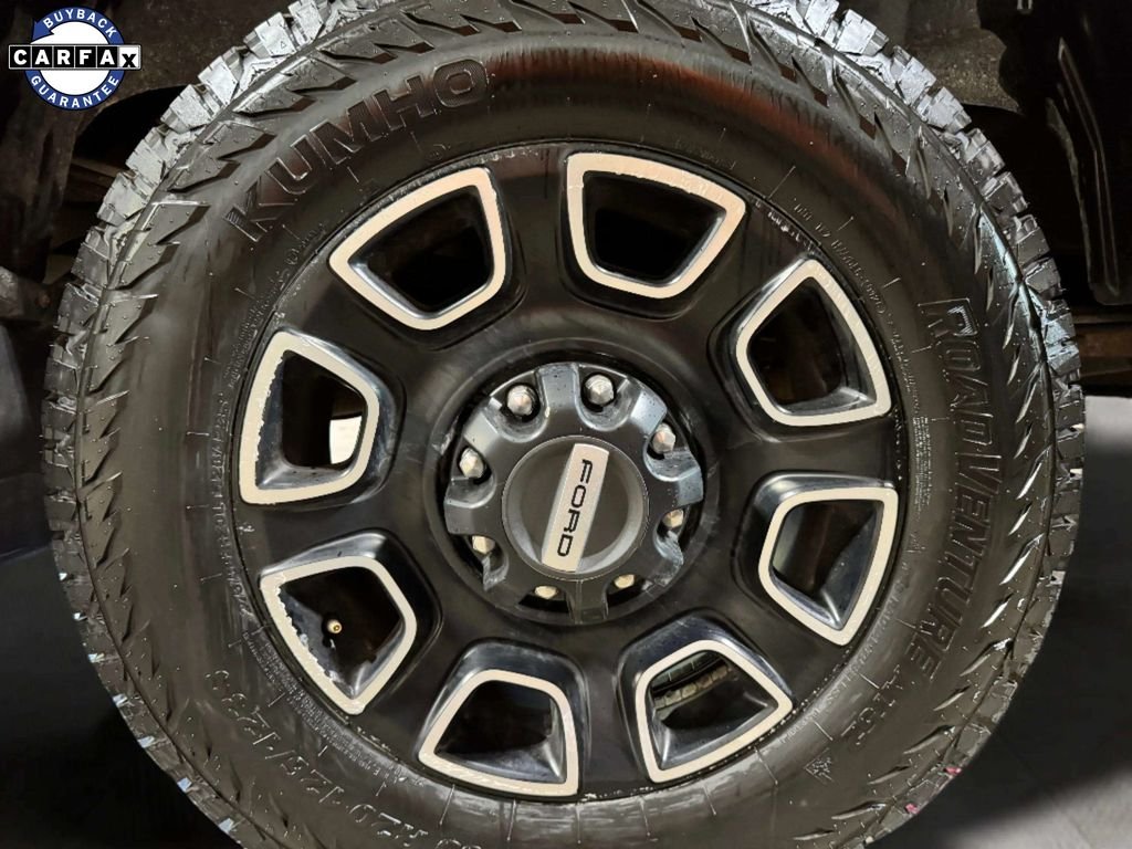 Used 2023  Ford Platinum image 33