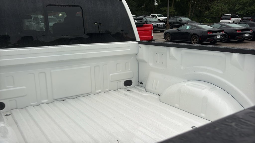 New 2026 Star White Metallic Tri-Coat Ford Lariat image 29