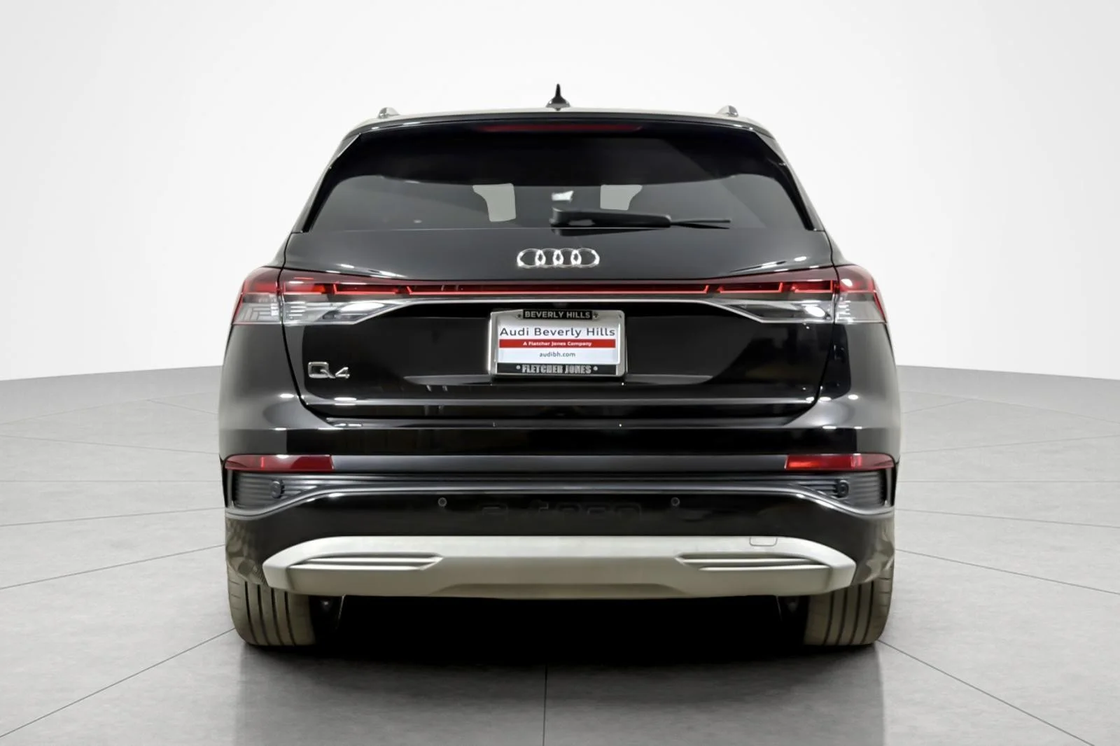 Used 2023 Mythos Black Metallic Audi Premium Plus 40 RWD image 4