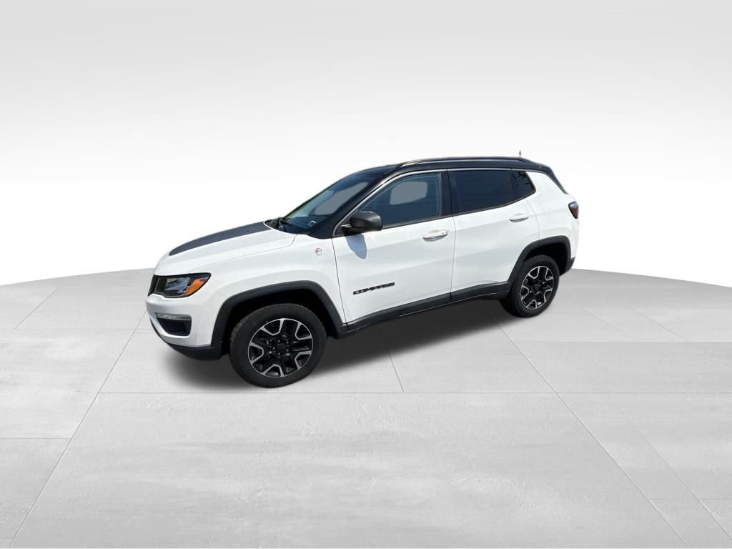 Used 2021 White Jeep Trailhawk image 2
