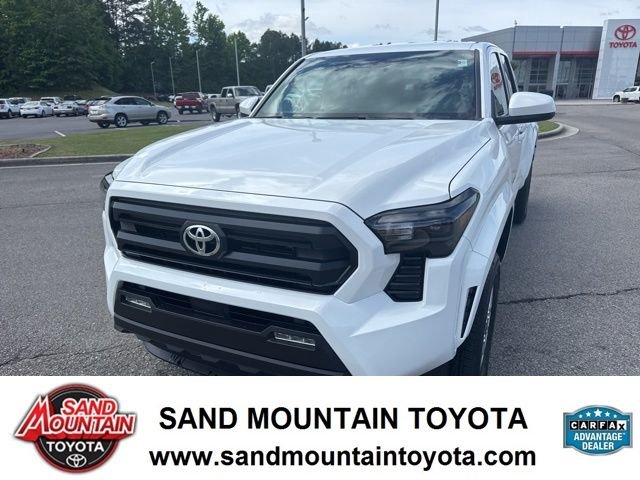 Used 2026 White Toyota SR5 image 7