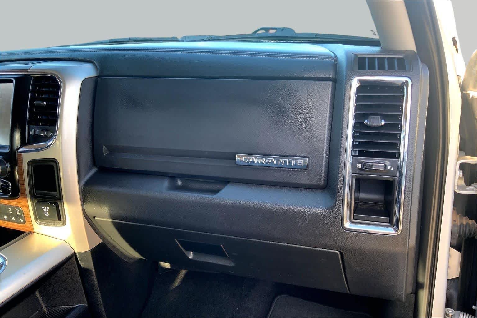 Used 2017 Bright Silver Metallic Clearcoat Ram Laramie image 17