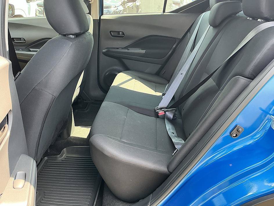 Used 2025 Electric Blue Metallic Nissan S image 23