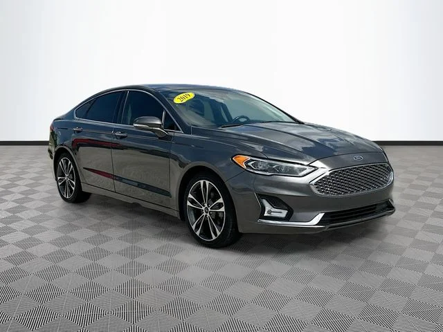 Used 2019 Gray Ford Titanium image 3