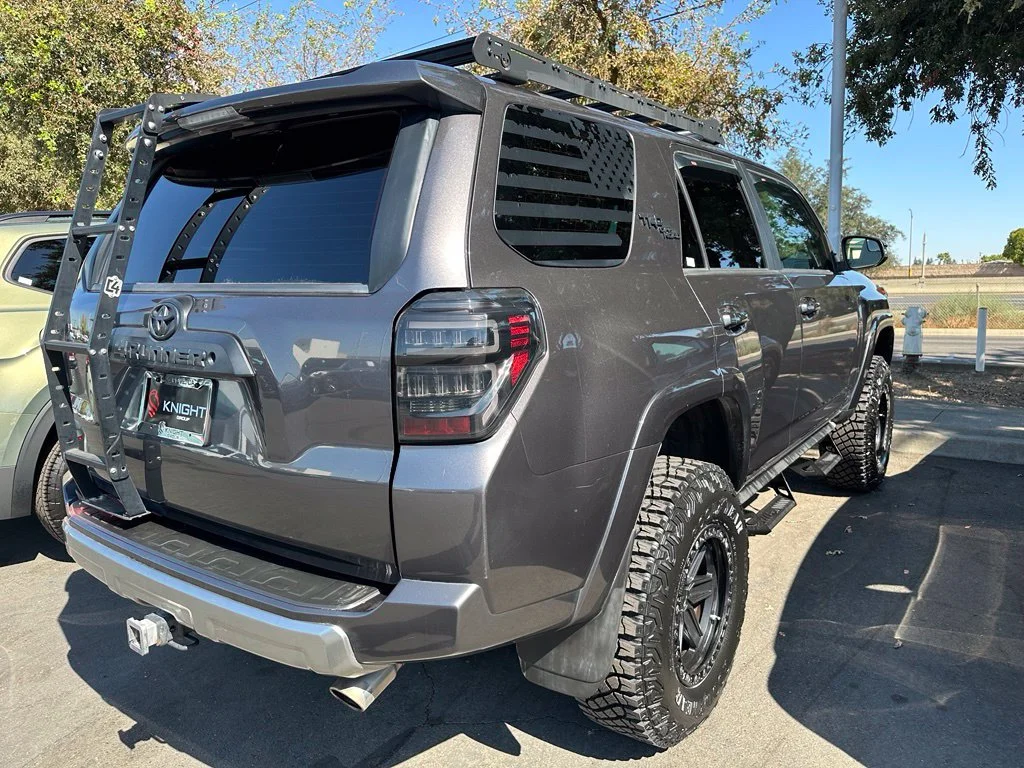 Used 2018 Magnetic Gray Metallic Toyota TRD Off-Road Premium image 4