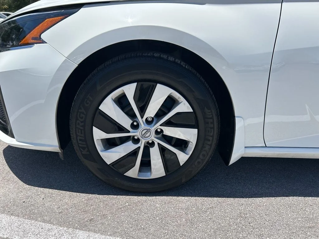 Certified Used 2025 White Nissan 2.5 S image 50