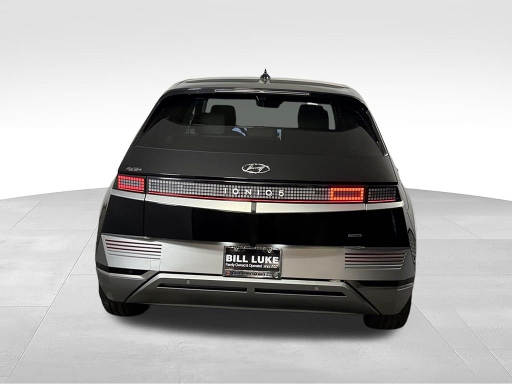 Used 2024 Abyss Black Hyundai Limited image 9