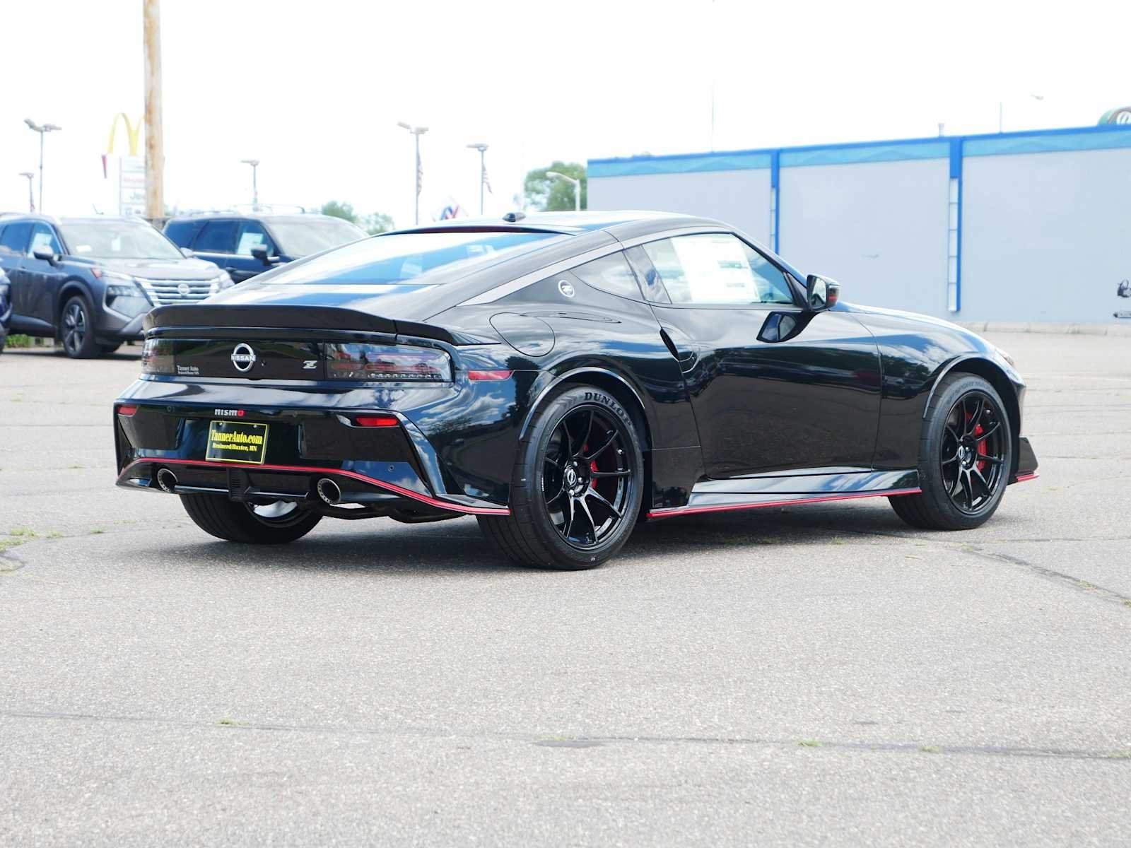 New 2025 Black Diamond Pearl Nissan NISMO® image 4