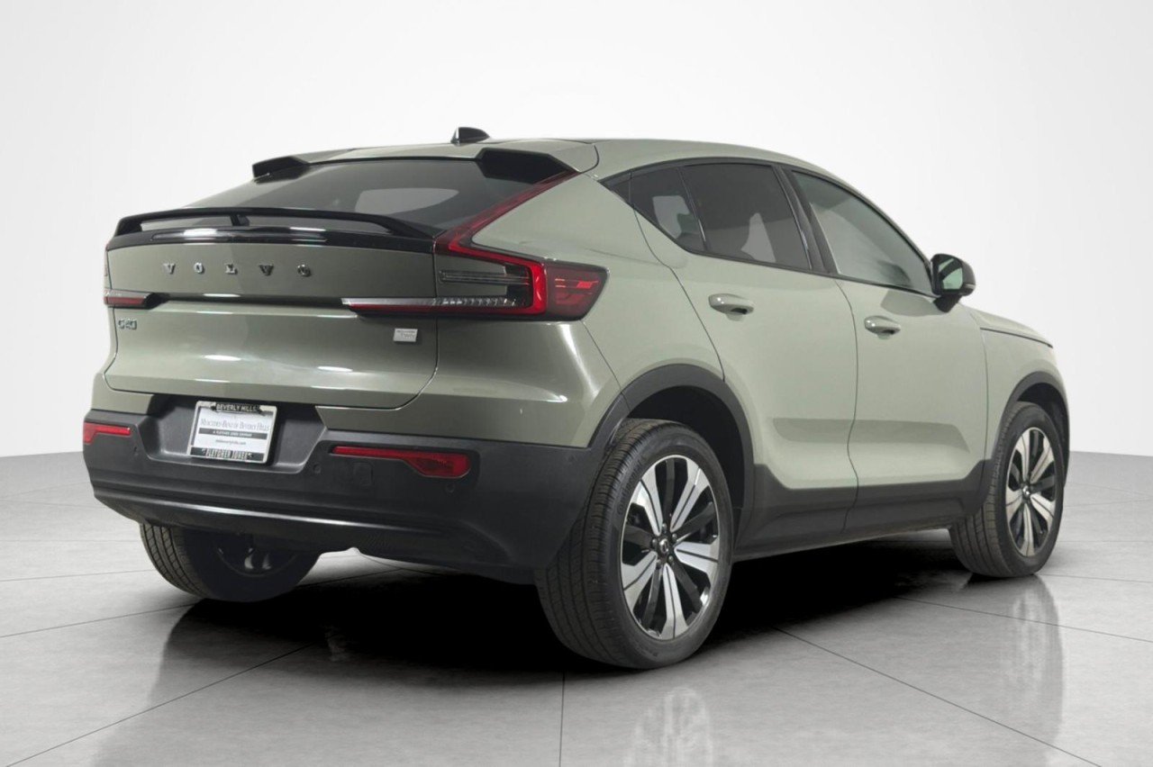 Used 2023 GREEN Volvo Plus image 5