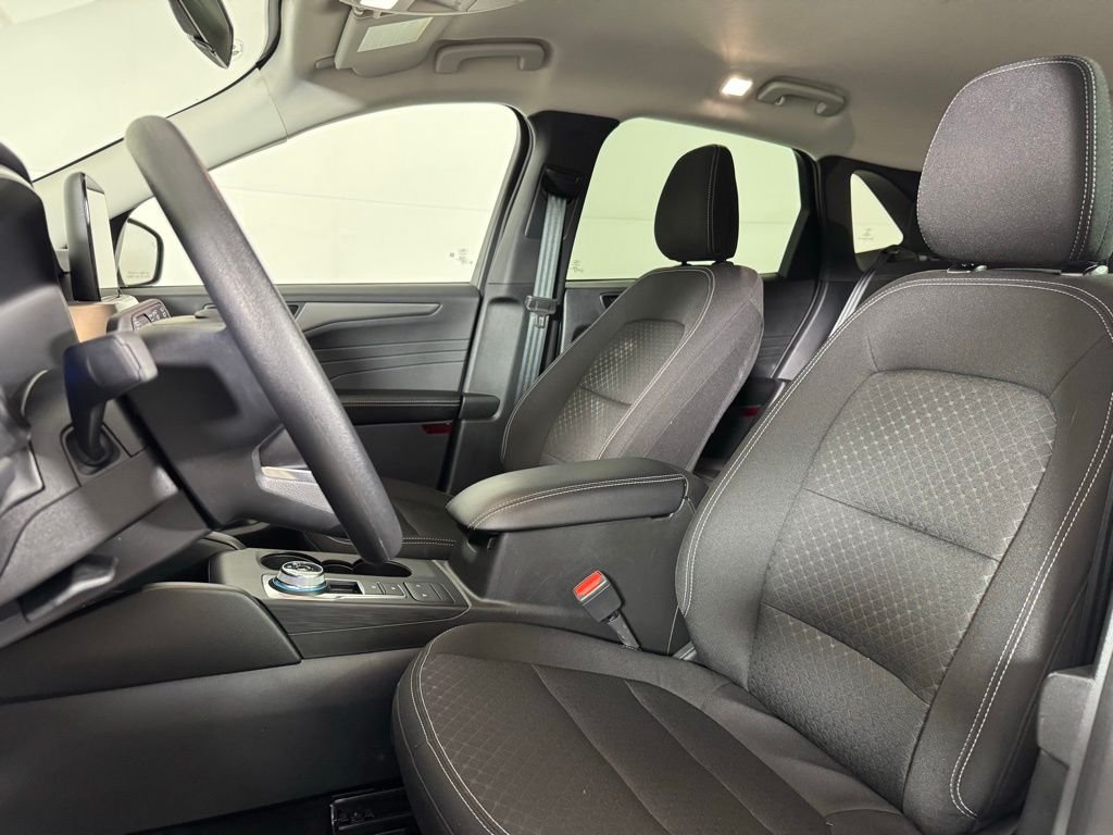 Used 2025 Space Silver Metallic Ford Active image 12