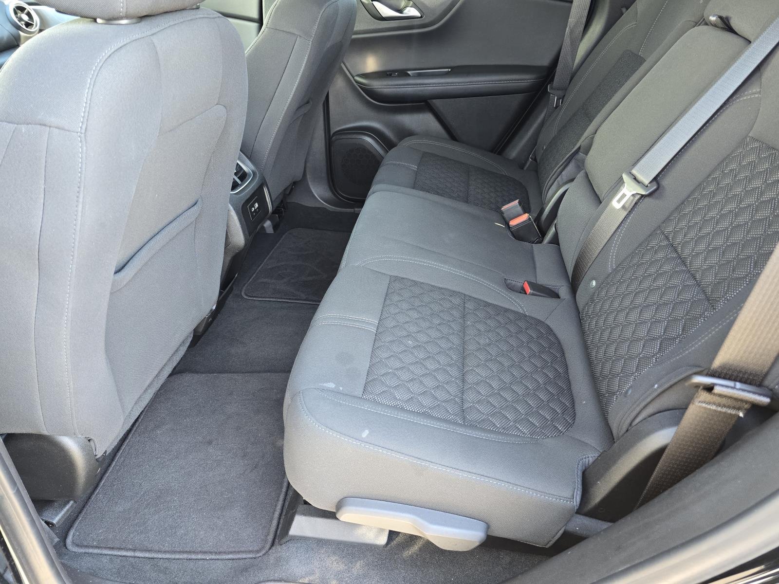 Used 2022 BLACK Chevrolet LT image 18