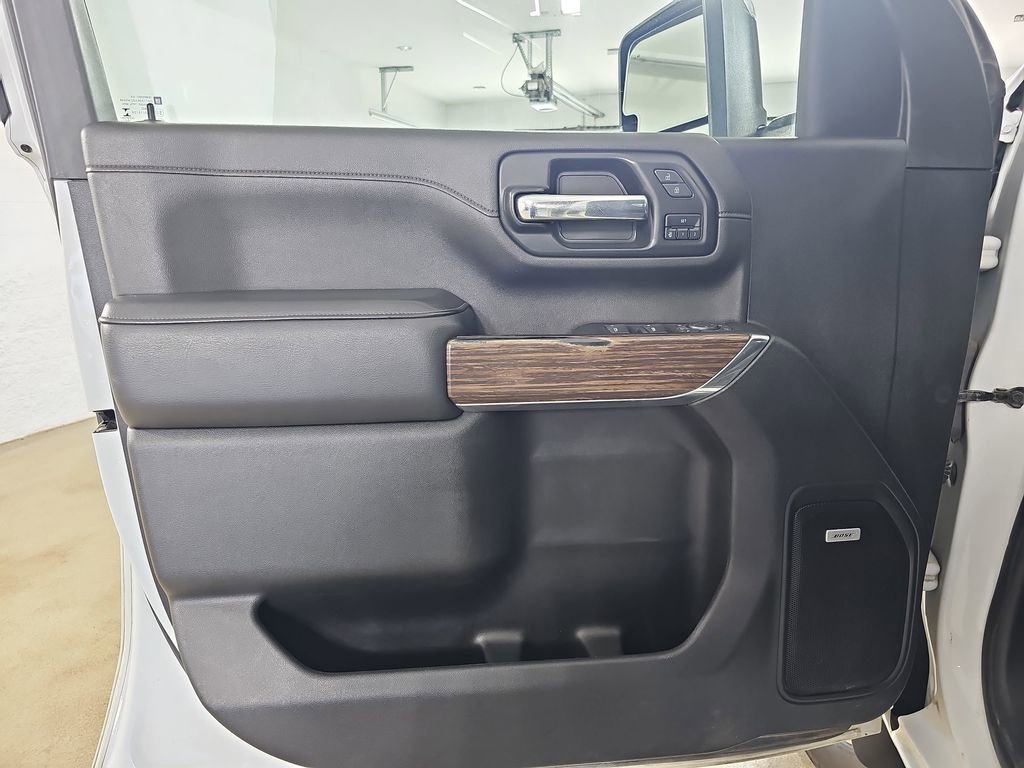Used 2022 Summit White Chevrolet High Country image 32