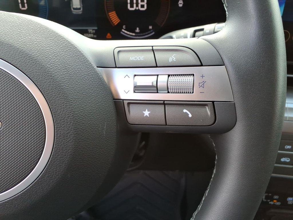 New 2026 White Hyundai SEL Sport FWD image 17