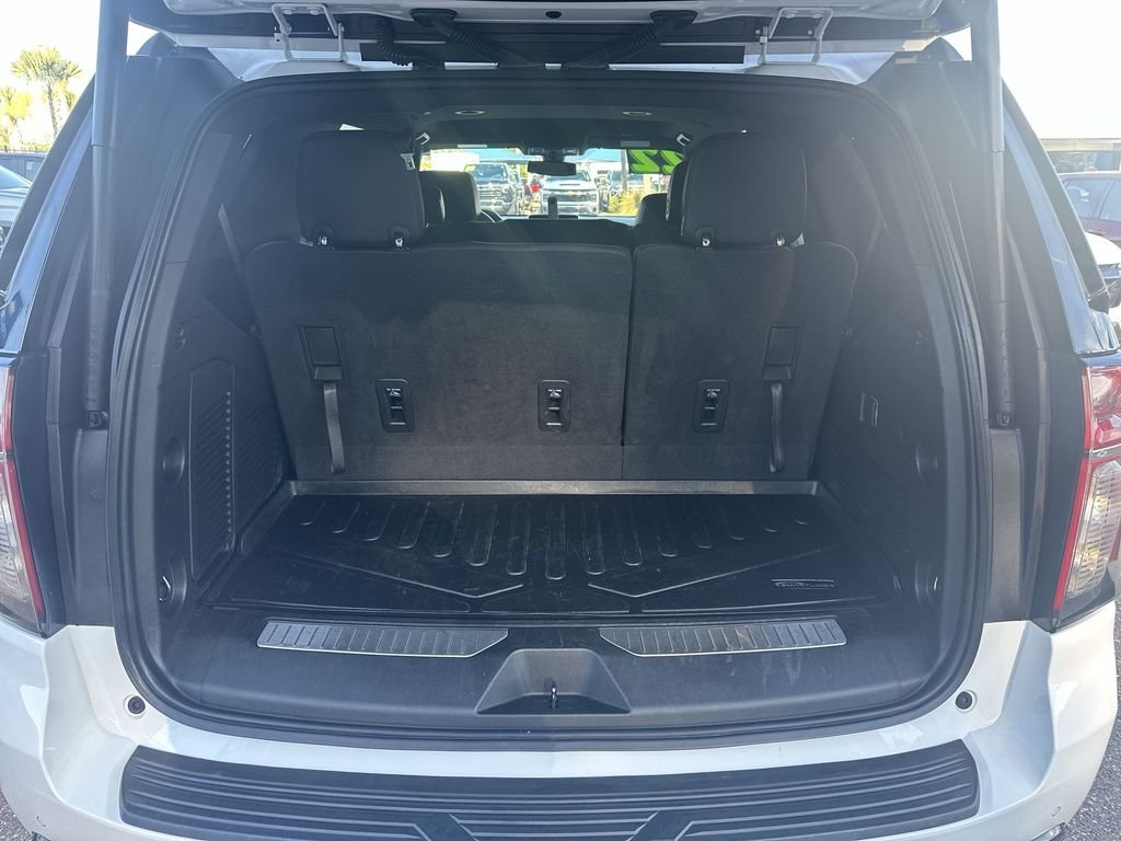 Used 2022 Summit White Chevrolet Z71 image 23