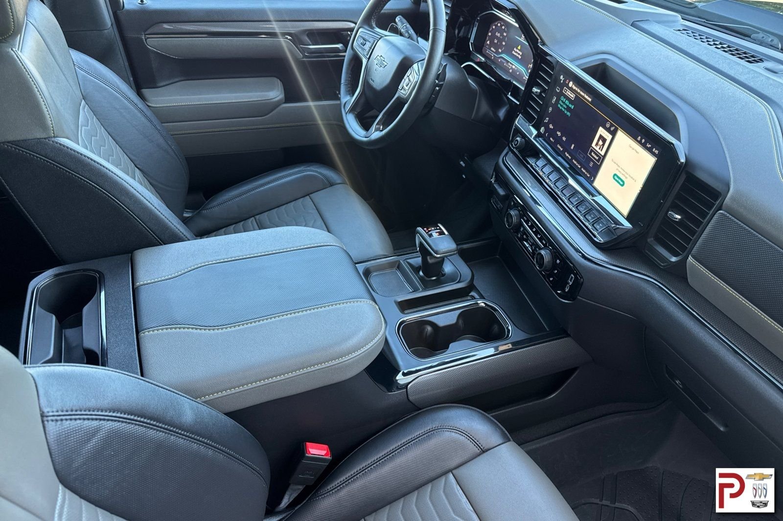 Used 2025 Black Chevrolet ZR2 image 18