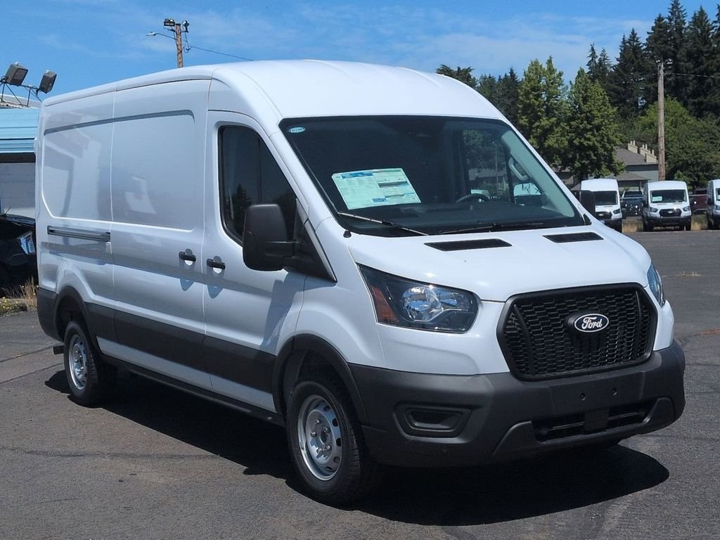 New 2026 Oxford White Ford Cargo Van image 36