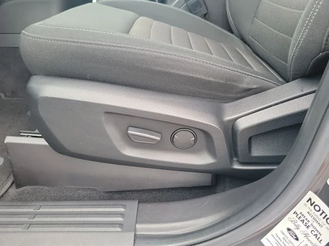 Used 2019 Magnetic Metallic Ford XLT image 16