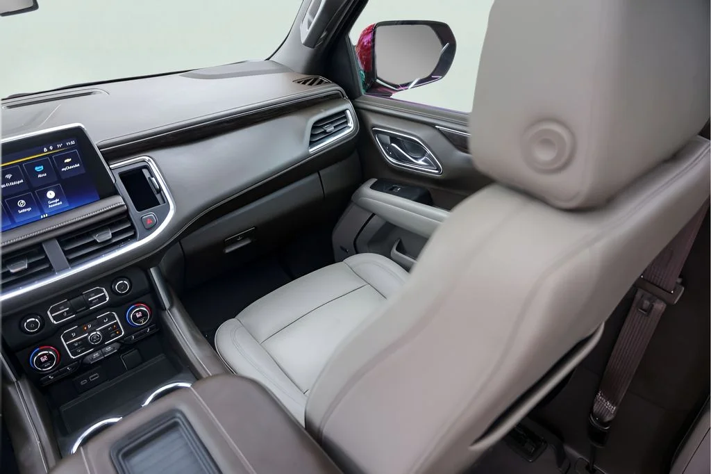 Used 2023 Red Chevrolet Z71 image 33