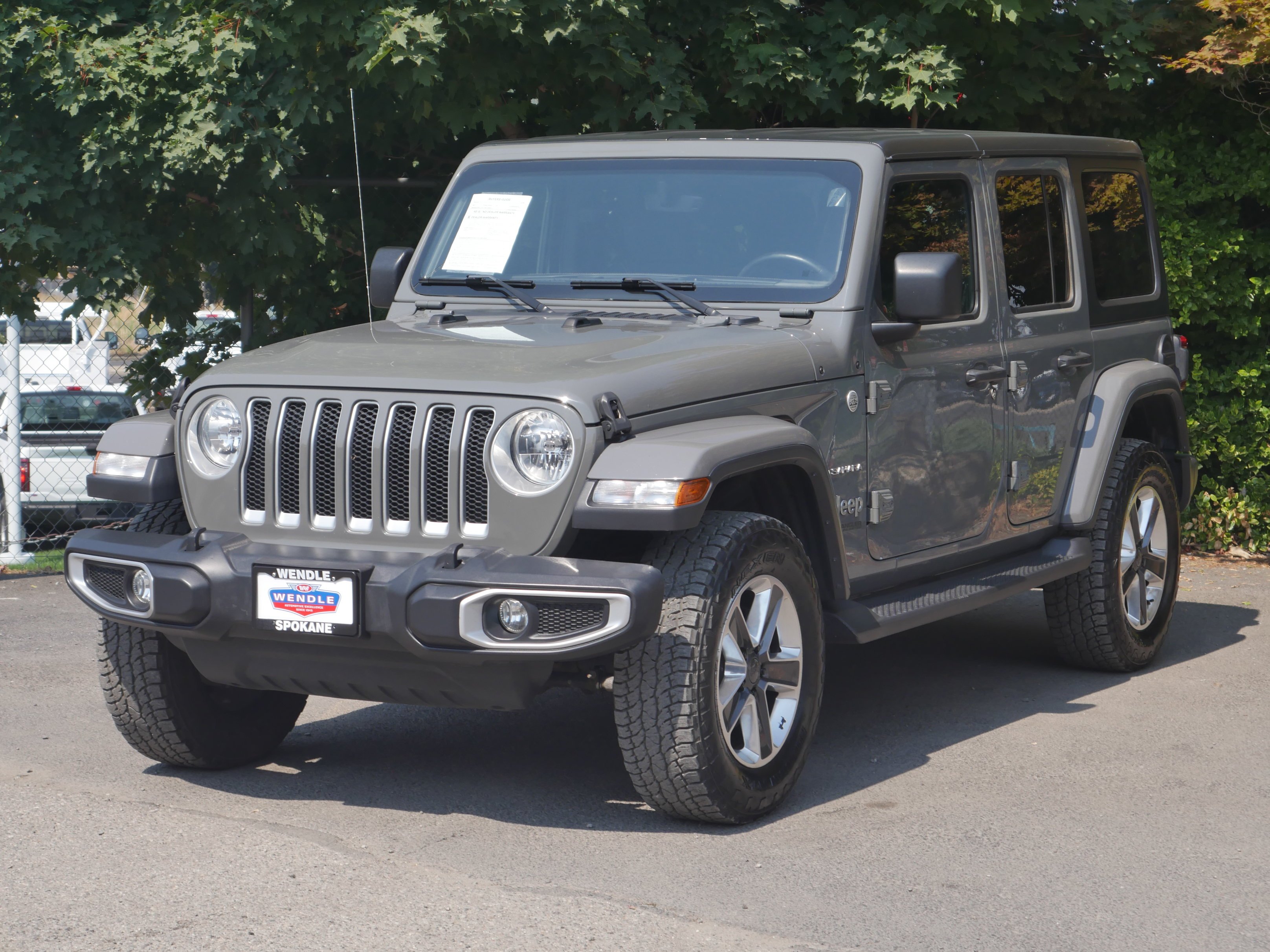 Used 2018 Sting Gray Clearcoat Jeep Sahara image 2