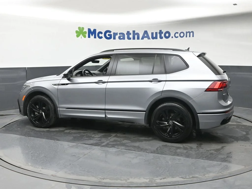 Used 2024 Silver Volkswagen 2.0T SE R-Line Black image 22