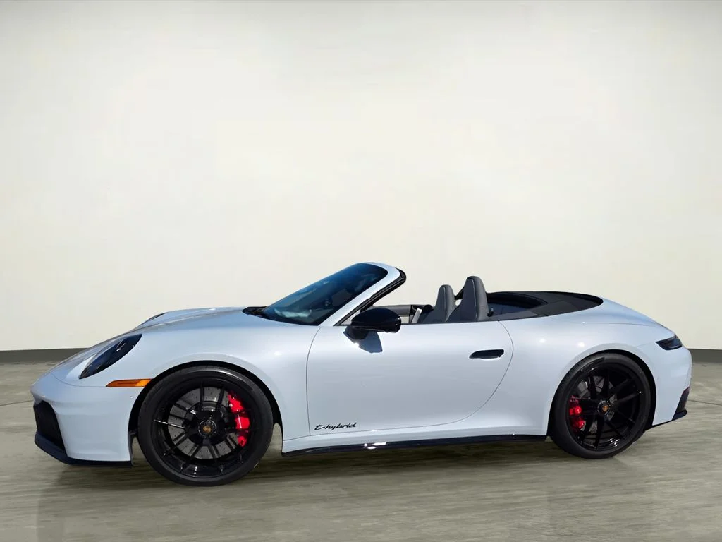 Used 2026  Porsche Carrera GTS image 3